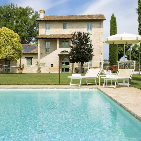 Comfy In Papiano With Bbq And Sun Loungers