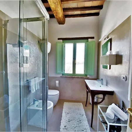 فيلة Comfy In Papiano With Bbq And Sun Loungers