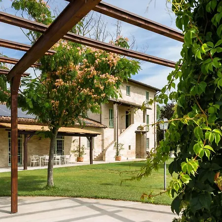 Comfy In Papiano With Bbq And Sun Loungers 别墅 Casalina